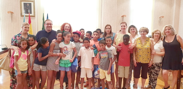 Una treintena de menores saharauis participan en una jornada de “Vacaciones en Paz” en Salobreña